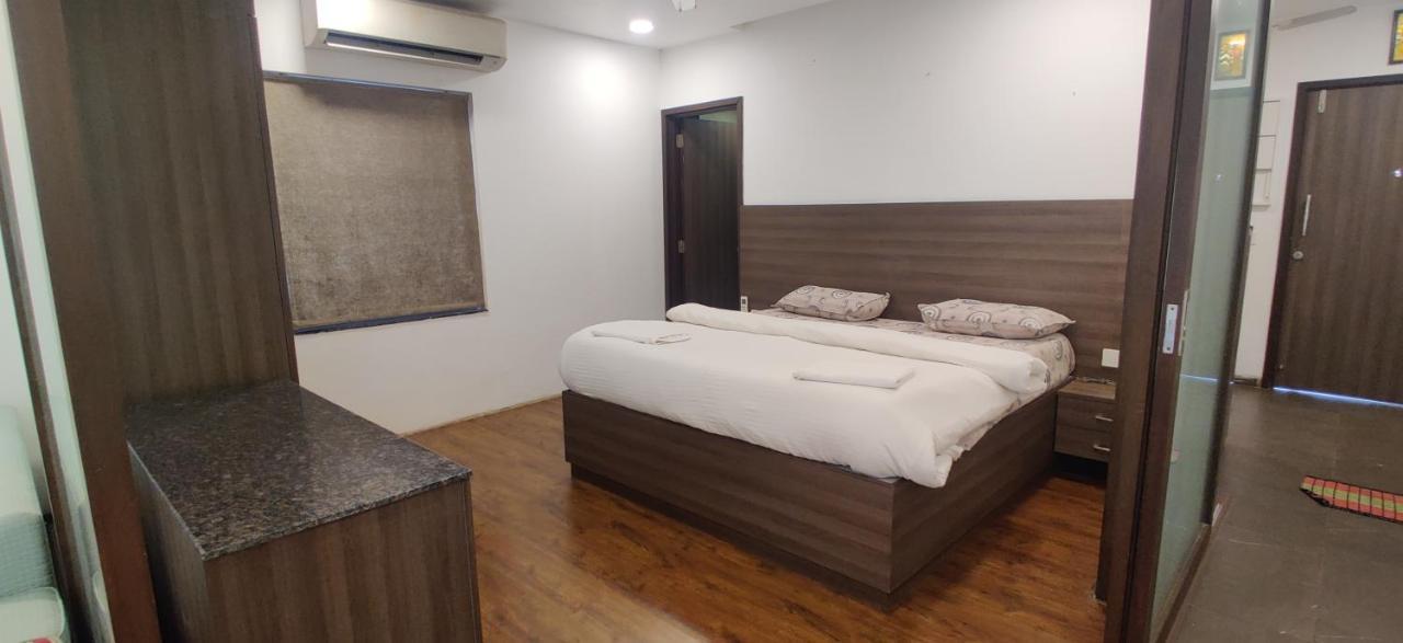 Appartement Aarju Luxurious Wave à Calangute Extérieur photo