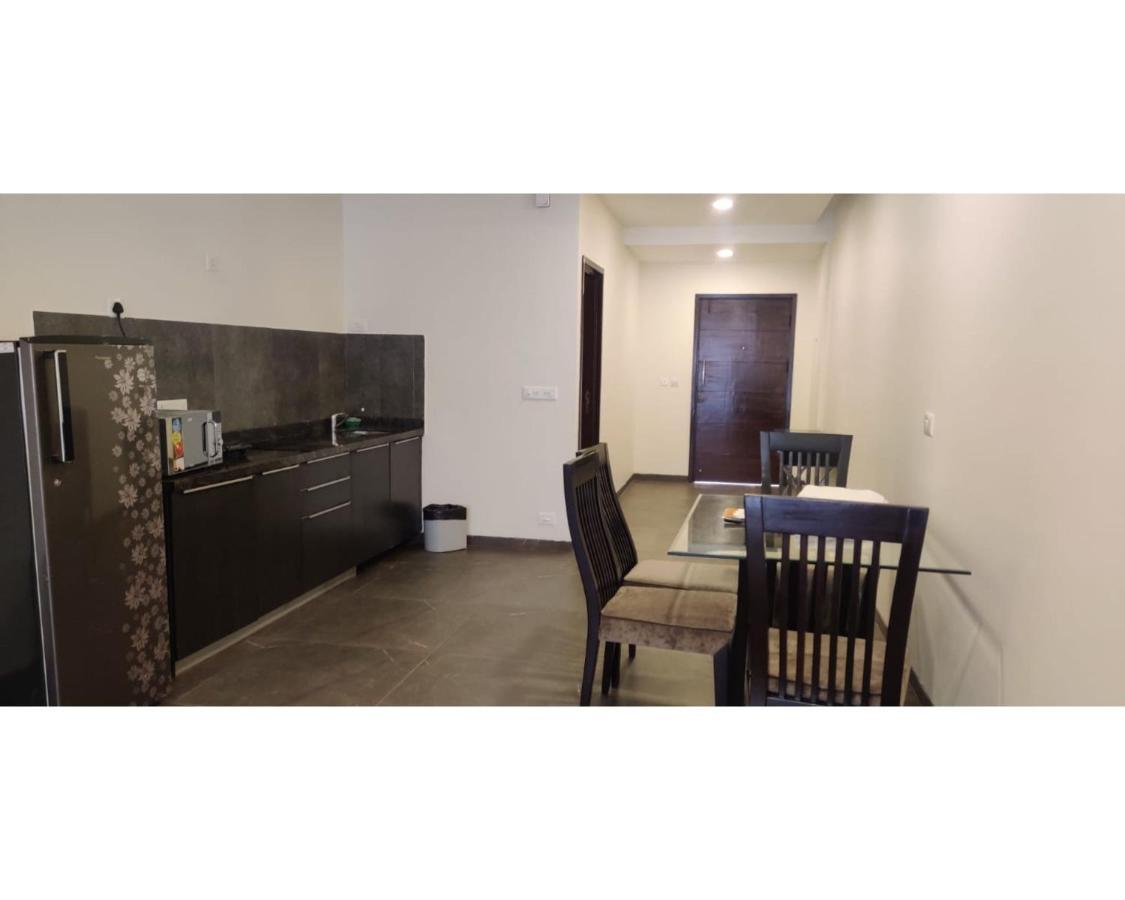 Appartement Aarju Luxurious Wave à Calangute Extérieur photo