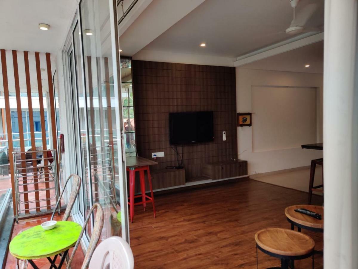 Appartement Aarju Luxurious Wave à Calangute Extérieur photo